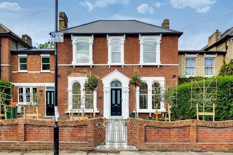 7 bedroom house to rent, Windsor Road, Forest Gate, London, E7