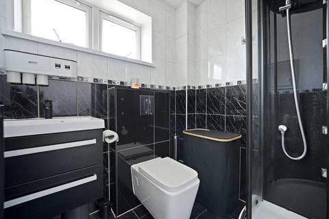 20 Channel Close, Hounslow, TW5 0PJ