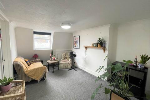 1 bedroom flat to rent, Devonshire Place, Brighton, East Sussex