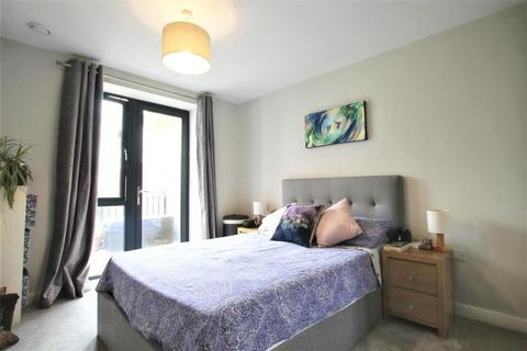 2 bedroom flat to rent, North Road, Bristol BS6