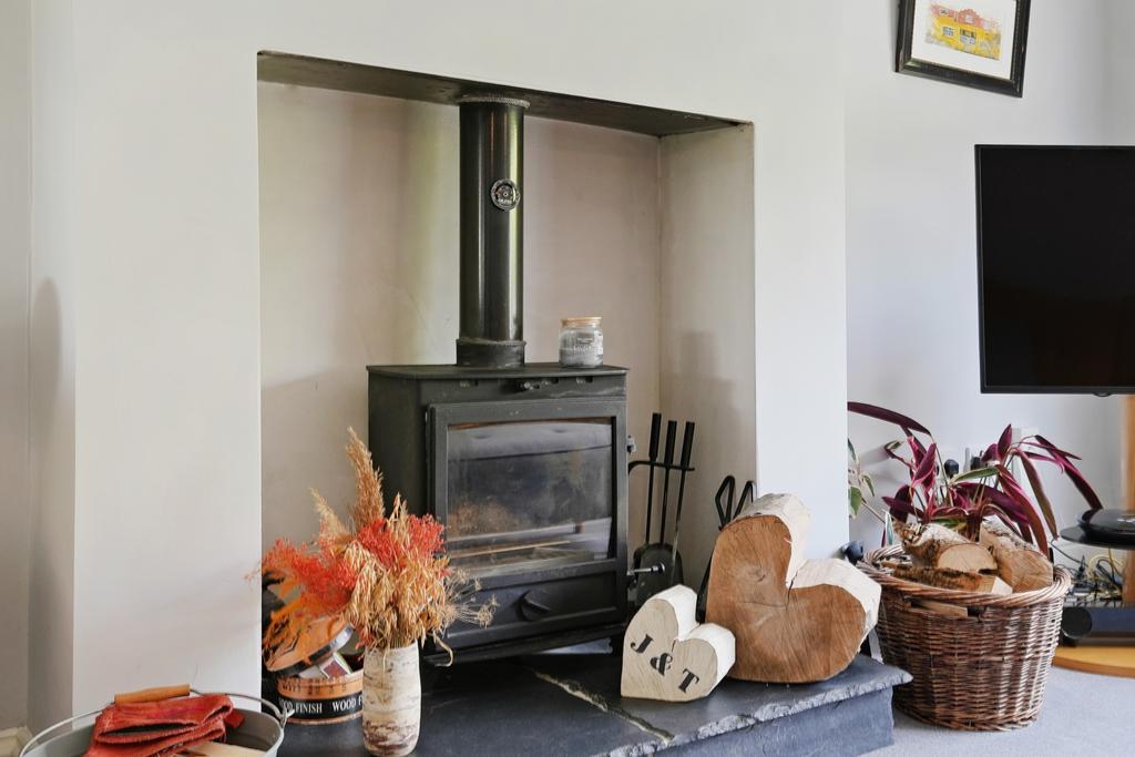 Lounge Fireplace