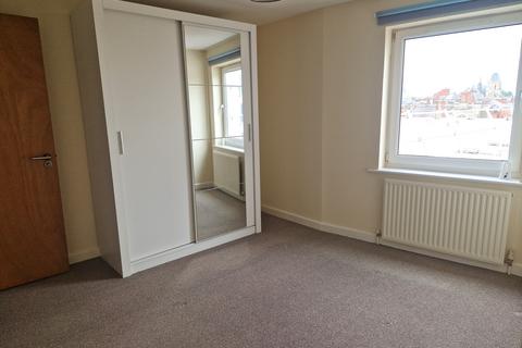 2 bedroom flat to rent, Woolmonger Street, Town Centre, Northampton, NN1