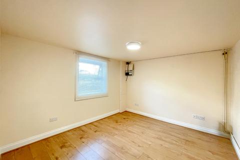 1 bedroom apartment to rent, Peacock Street, Gravesend, Kent, DA12 1EE