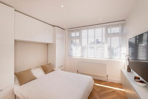 76 Amberley Road, London, SE2 0SF