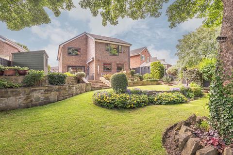 4 bedroom detached house for sale, Filley Royd, Cleckheaton, West Yorkshire, BD19