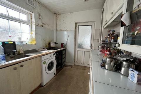 2 bedroom detached house for sale, Broadhurst Avenue, ., Edgware, ., HA8 8TT