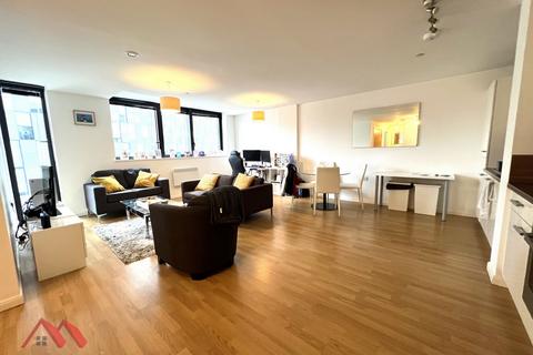 2 bedroom apartment for sale, Mann Island, Liverpool, L3