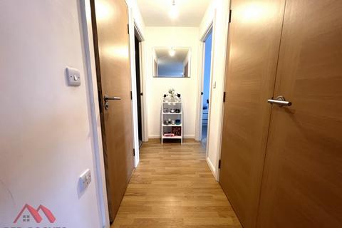 2 bedroom apartment for sale, Mann Island, Liverpool, L3