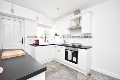 2 bedroom semi-detached house to rent, Stoke-on-Trent, Stoke-on-Trent ST8