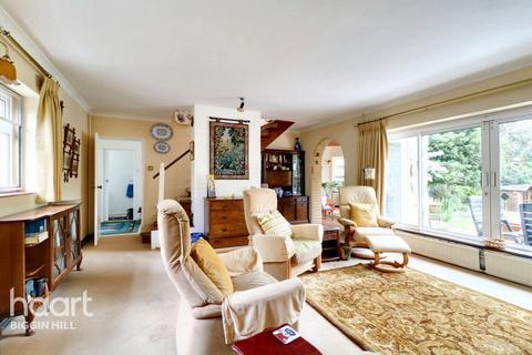 3 bedroom detached house for sale, Berrys Green Road, Biggin Hill, Westerham