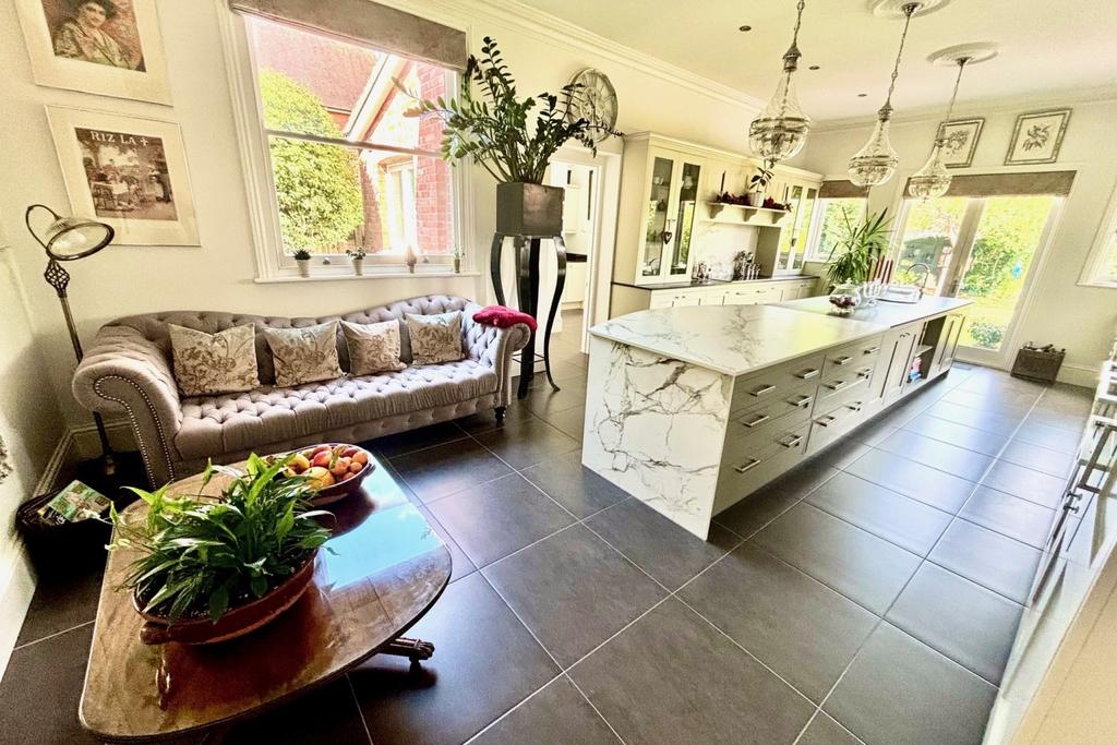 Kitchen Dining