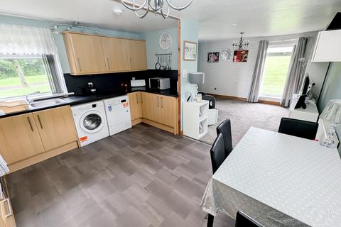 2 bedroom flat for sale, Oak Road, Cumbernauld G67