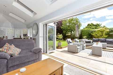4 bedroom detached house for sale, Hammond Close, Angmering, West Sussex