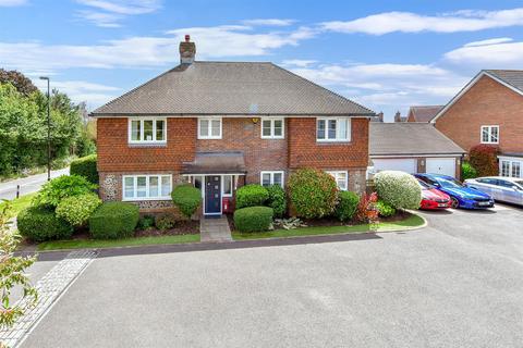 4 bedroom detached house for sale, Hammond Close, Angmering, West Sussex