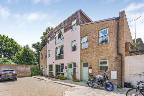 2 bedroom house for sale, Buxton Mews, London, SW4