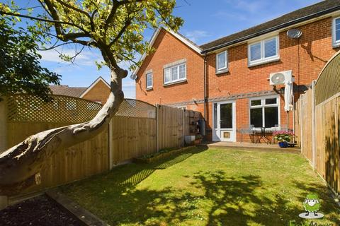 2 bedroom terraced house for sale, Mill Road, Basingstoke, Hampshire, RG24