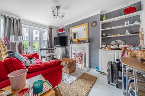 2 bedroom flat for sale, St Andrews Close, Southwark, London, SE16