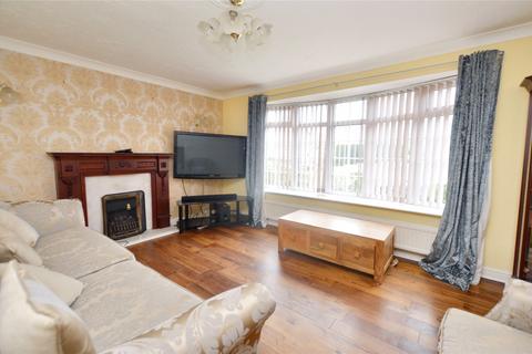 3 bedroom detached house for sale, Stone Brig Lane, Rothwell, Leeds, West Yorkshire