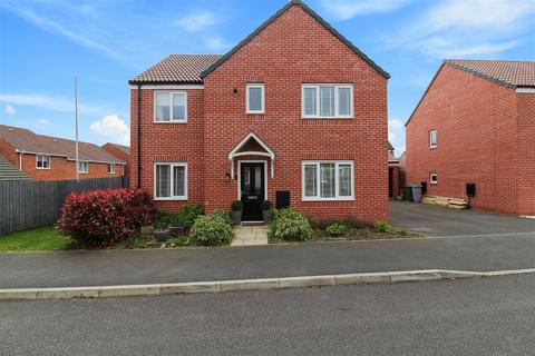 5 bedroom detached house for sale, First Oak Drive, Mansfield NG21