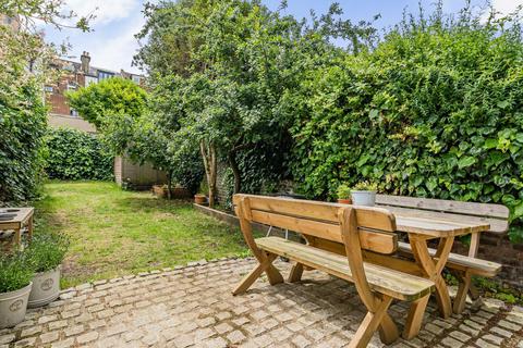 44 Woodland Hill, London, SE19 1NY