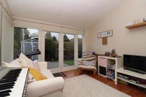 87 Fernview Drive, Ramsbottom, Bury, BL0 9XG