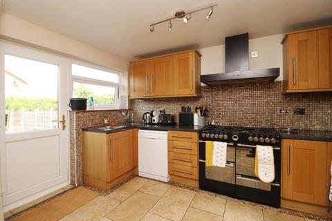 39 Haslam Hey Close, Bury, BL8 2LB
