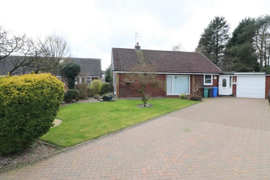 7 Greenfield Close