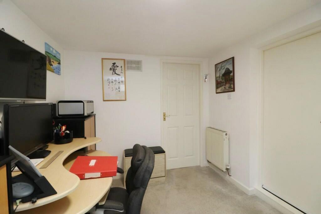 Bedroom/Study