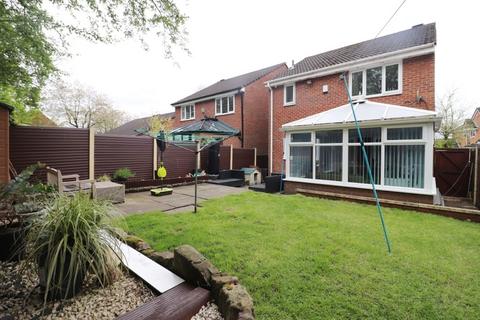 4 bedroom detached house for sale, Browns Road, Bolton BL2