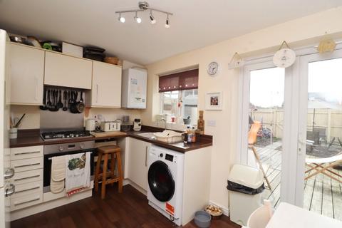 3 bedroom townhouse for sale, Walshaw Road, Bury BL8