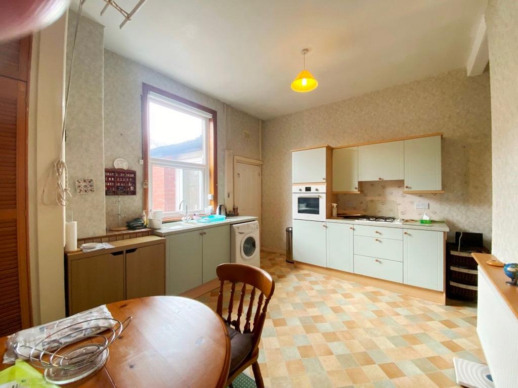 Dining kitchen