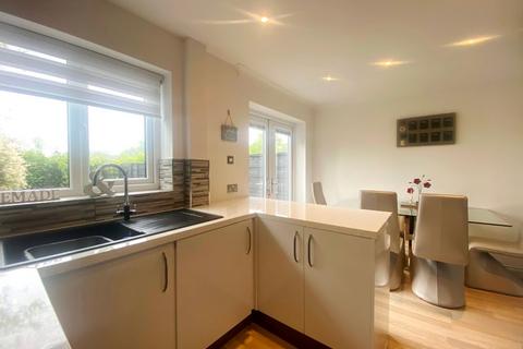 101 Warwick Road, Radcliffe, Manchester, M26 4HL