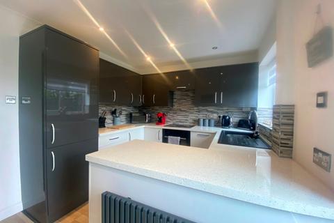 101 Warwick Road, Radcliffe, Manchester, M26 4HL