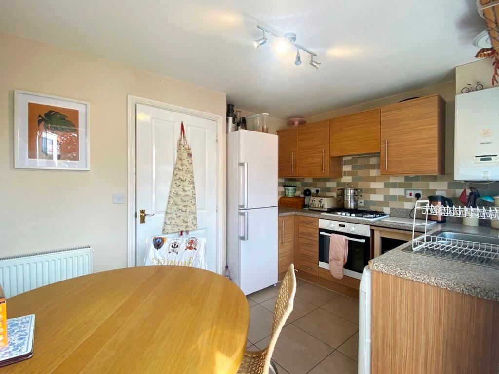 Dining kitchen
