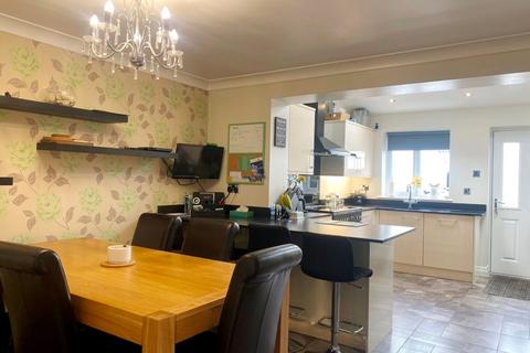 14 Copthorne Walk, Tottington, Bury, BL8 3JX