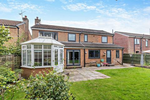 4 bedroom detached house to rent, Park Lane, Pickmere, Knutsford, Cheshire, WA16