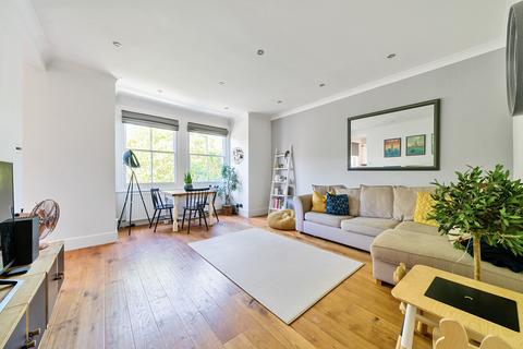 50c Grove Crescent, Kingston Upon Thames, KT1 2DG