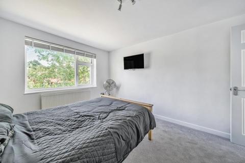 1 bedroom terraced house for sale, Sunbury-on-Thames,  Surrey,  TW16