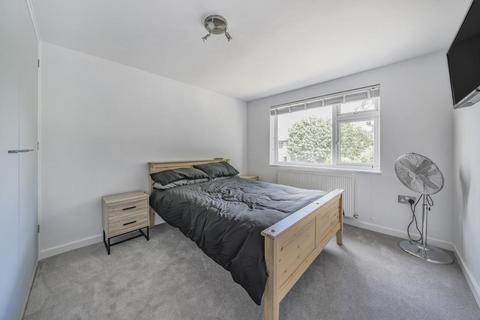 1 bedroom terraced house for sale, Sunbury-on-Thames,  Surrey,  TW16