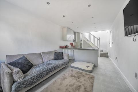 1 bedroom terraced house for sale, Sunbury-on-Thames,  Surrey,  TW16