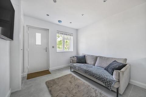 1 bedroom terraced house for sale, Sunbury-on-Thames,  Surrey,  TW16