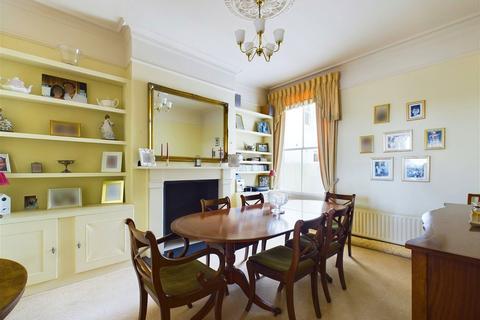 6 bedroom terraced house for sale, Brighton Road, Worthing, BN11 2EU