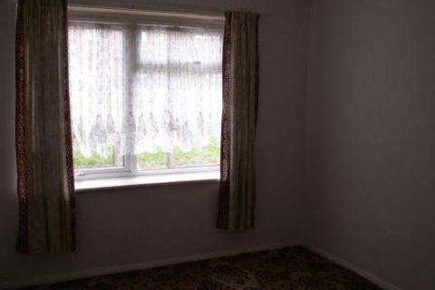 2 bedroom flat to rent, Holyhead Road, Oakengates TF2