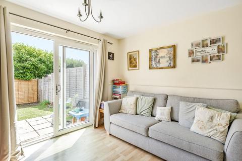 2 bedroom terraced house for sale, Altona Gardens, Andover, SP10