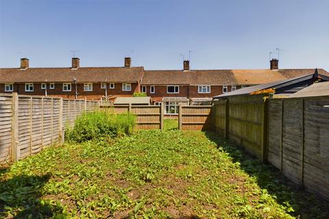 35 Micklem Drive, Hemel Hempstead, HP1 2PR