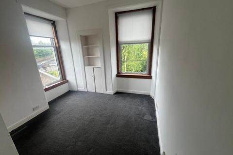 2 bedroom flat to rent, Gibson Terrace, Dundee, DD4