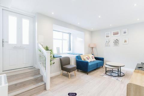 1 bedroom apartment for sale, Foxberry Road, London SE4