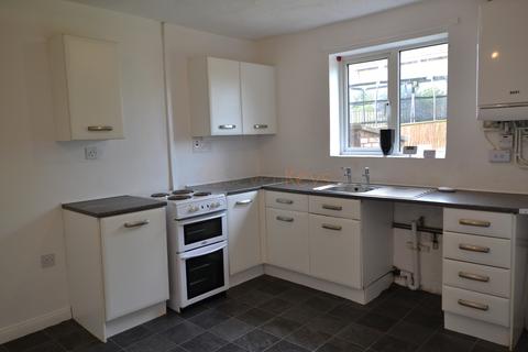 3 bedroom flat to rent, Newholme Estate, Wingate, County Durham