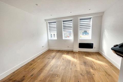 1 bedroom apartment to rent, London Road, Sittingbourne ME10