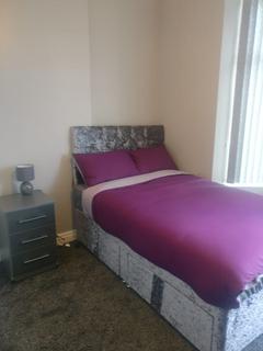 1 bedroom in a house share to rent, Henry Road, Birmingham B25